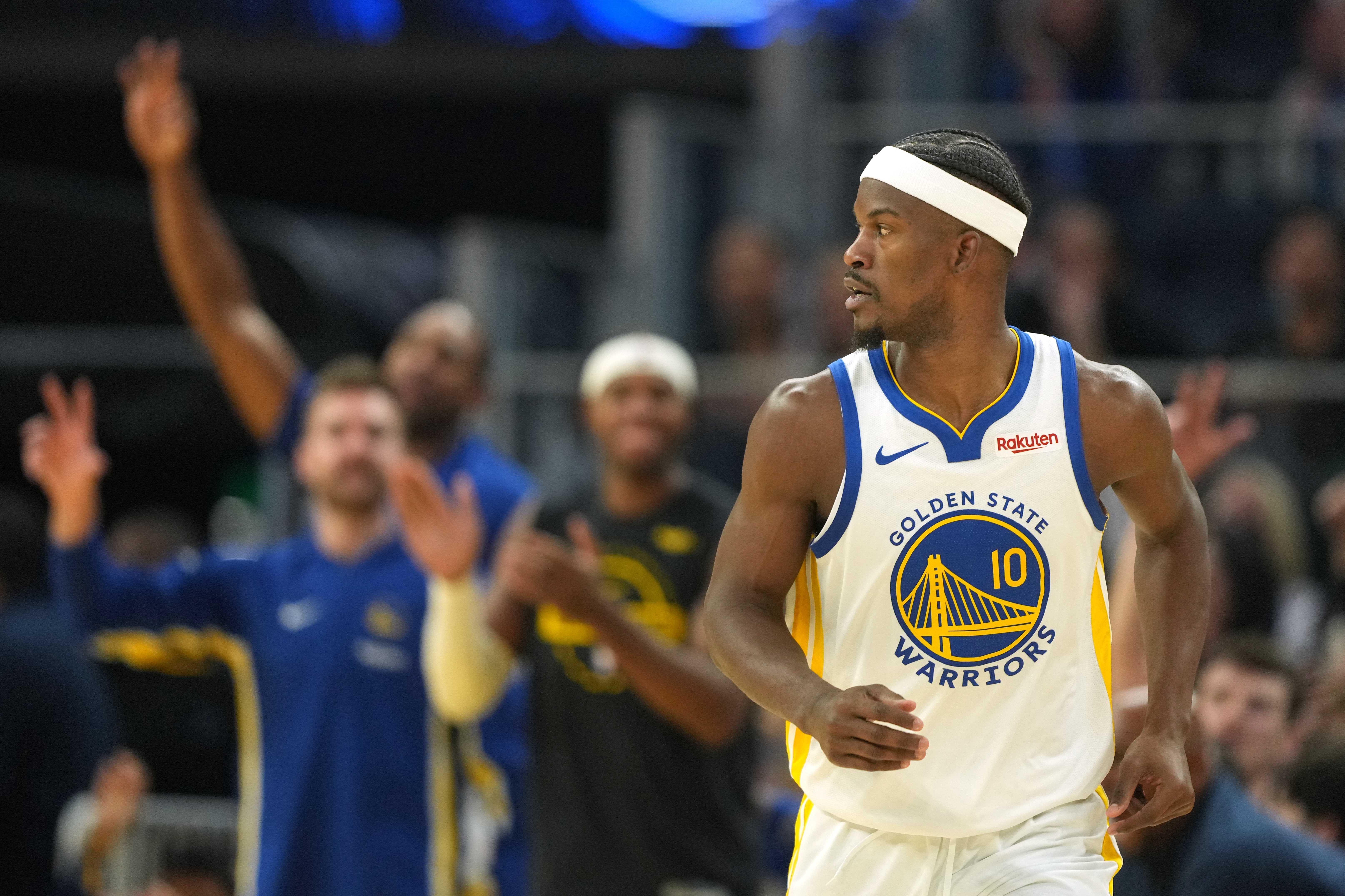 球探体育比分网-巴特勒：我们16次失误中至少有5-7次不是活球失误 这算积极的一面