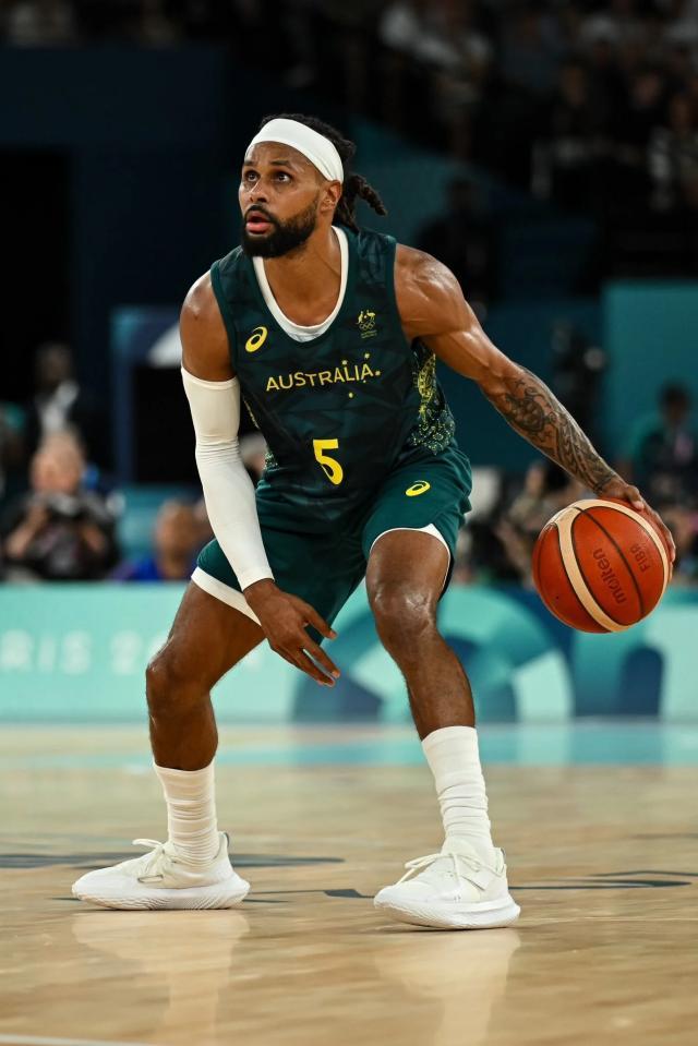 奥运打得好合同少不了，米尔斯签约爵士帮助年轻人