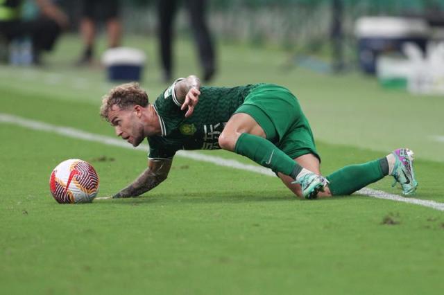 球探体育比分网-【中超】李磊头球于大宝破门 国安客场3比1战胜梅州