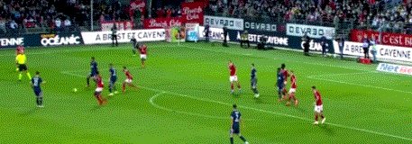1629493947951088421.gif 球探体育比分网-【法甲】姆巴佩+天使破门 埃雷拉传射 巴黎4比2胜