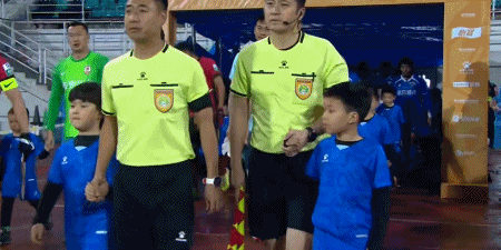 球探体育-南京城市2-1逆转长春亚泰，泽-维托尔破门、余梦辉建功